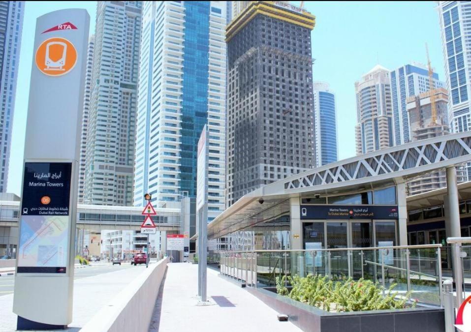 High Floor With City Skyline & Burj Khalifa View 3 Bedroom Unit Marina Dubai Bagian luar foto