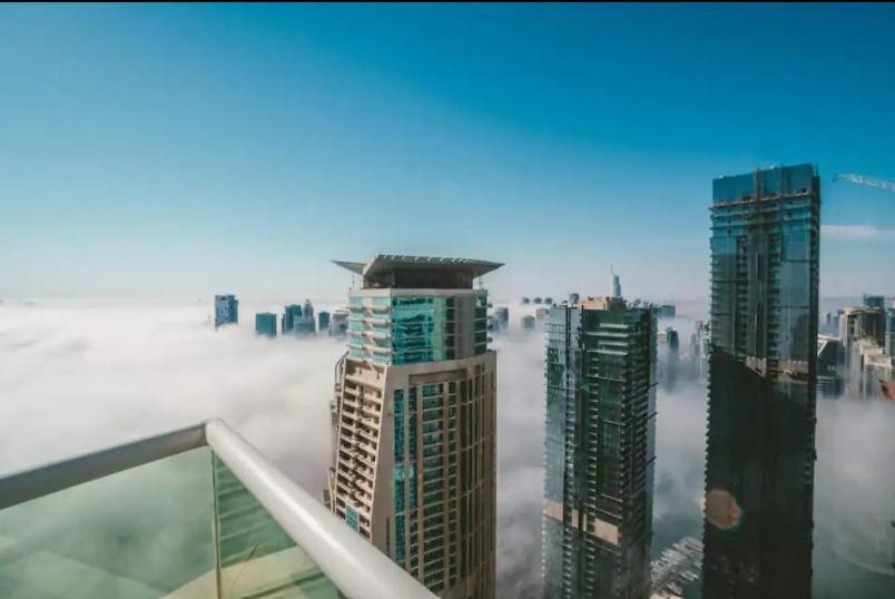 High Floor With City Skyline & Burj Khalifa View 3 Bedroom Unit Marina Dubai Bagian luar foto