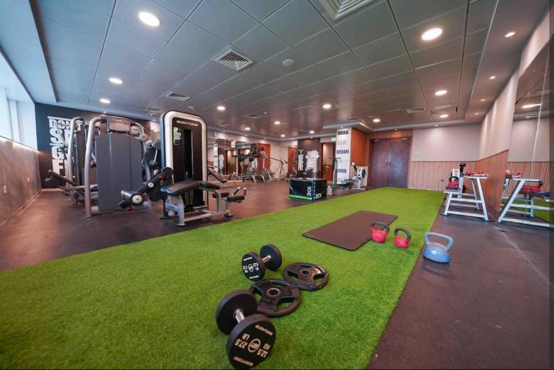 High Floor With City Skyline & Burj Khalifa View 3 Bedroom Unit Marina Dubai Bagian luar foto